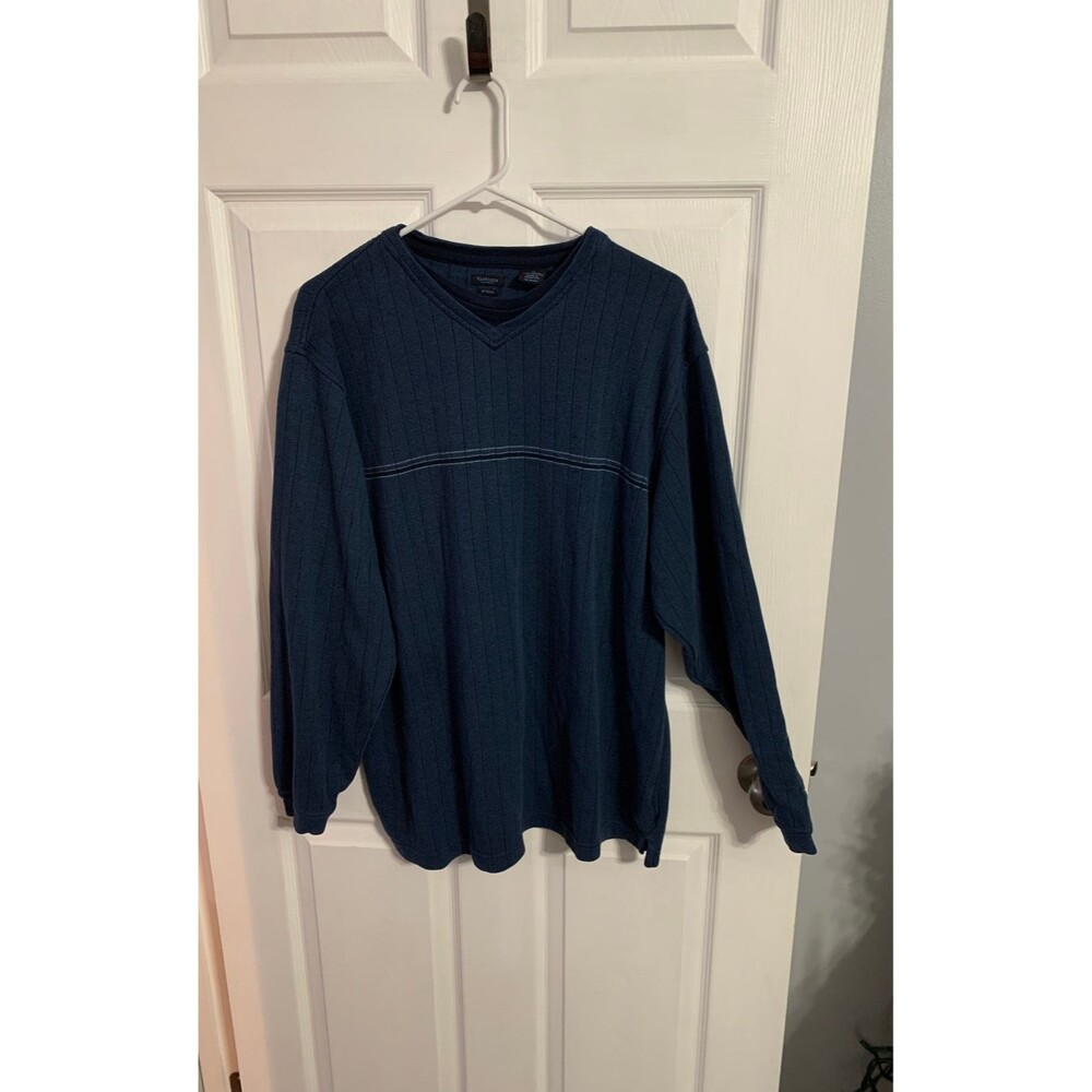 Van Heusen Sweater  Blue Size XL.